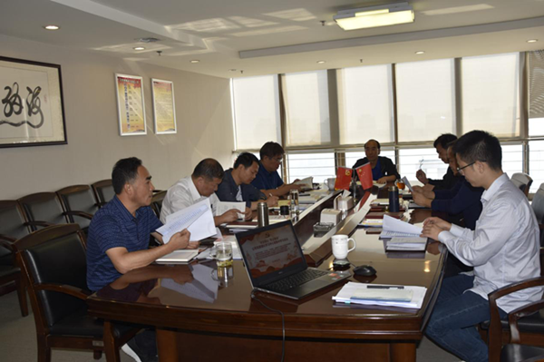 PG网页版登录入口-PG(中国)召开“不忘初心、牢记使命”主题教育党委理论学习中心组集中学习会议